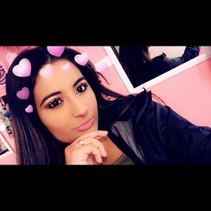 Meet your Posher, Maribel